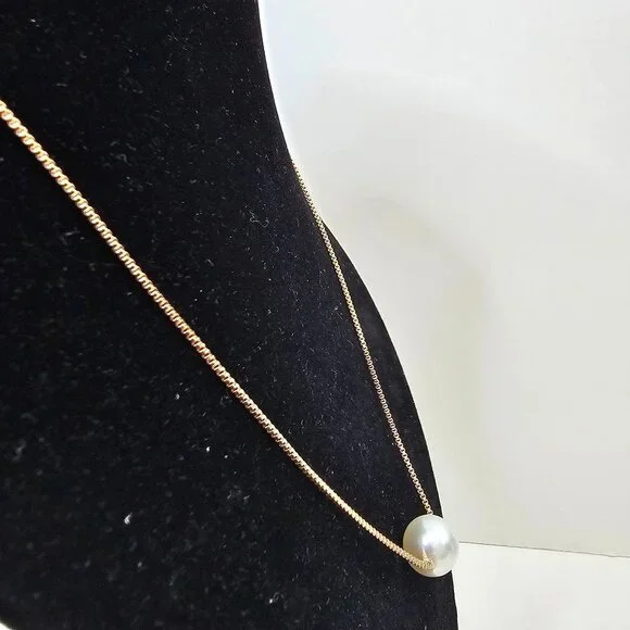 Faux Pearl Pendant Gold Tone Chain Necklace 17"+2" NWOT - Picture 3 of 5